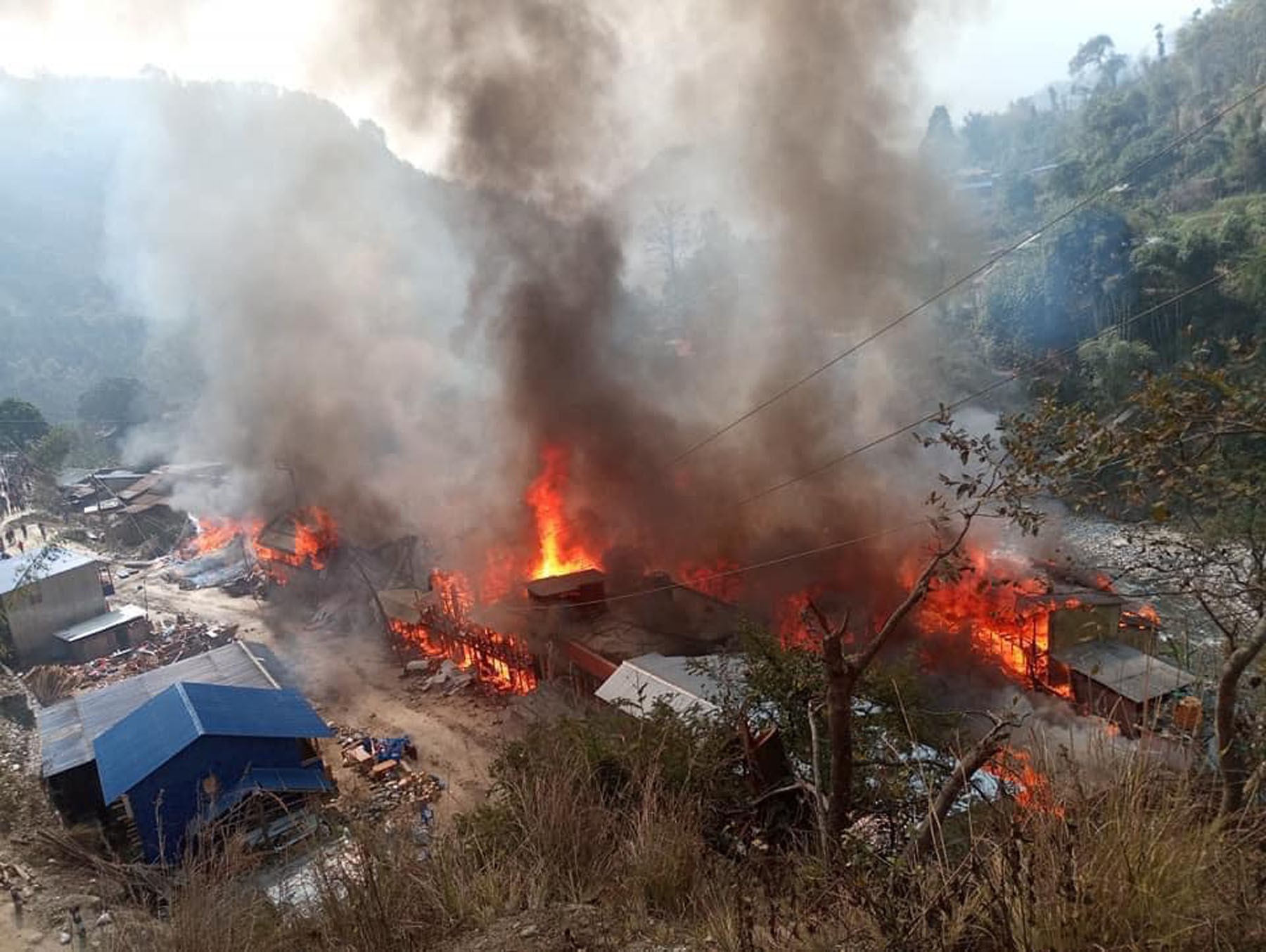 Dovan bazaar fire ravages property worth Rs 400 million