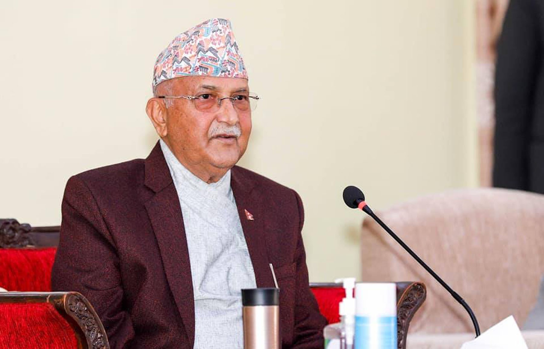 PM Oli rules out cooperation with Maoist Center