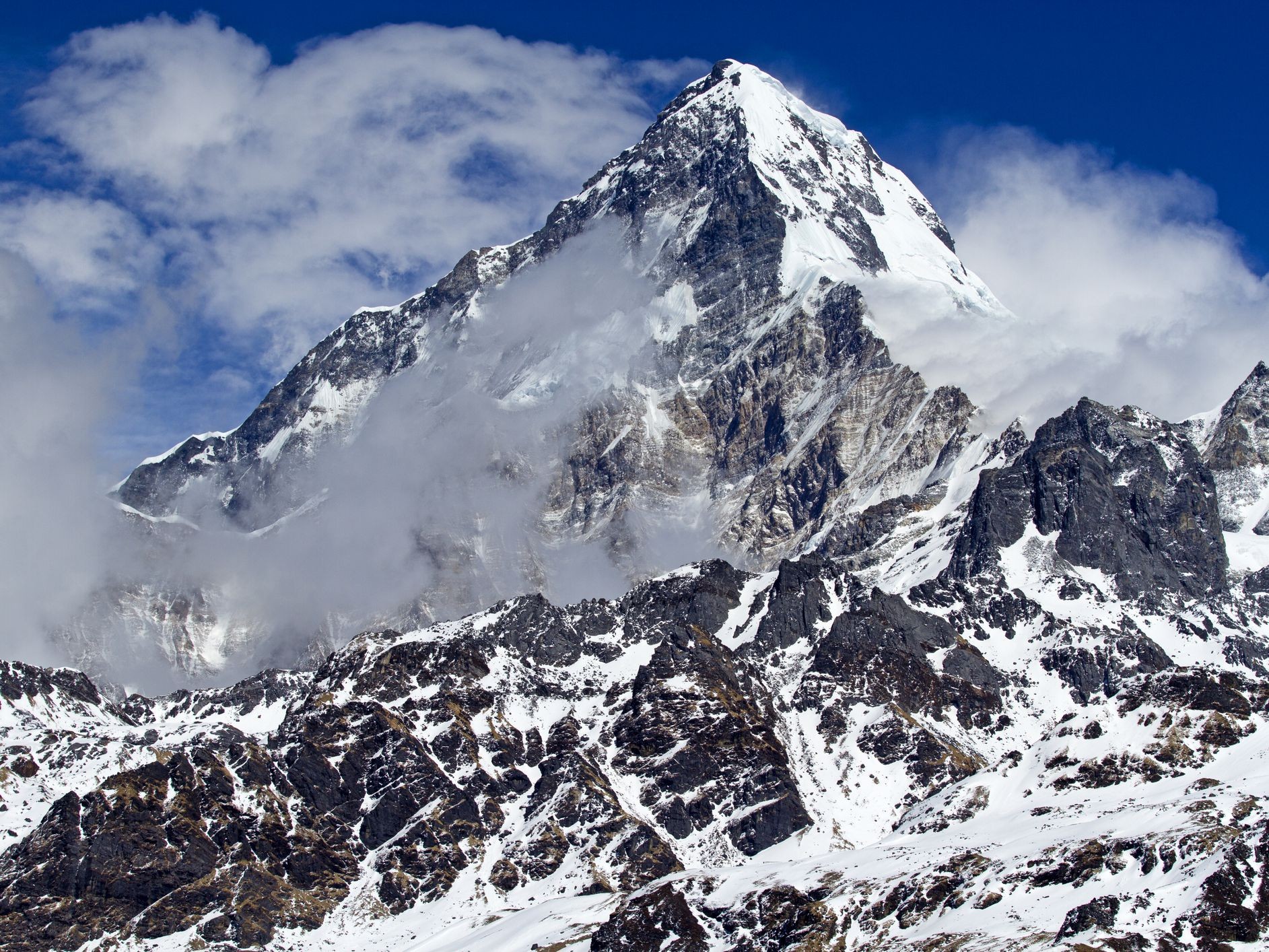 Four Nepali women successfully scale Mt Annapurna