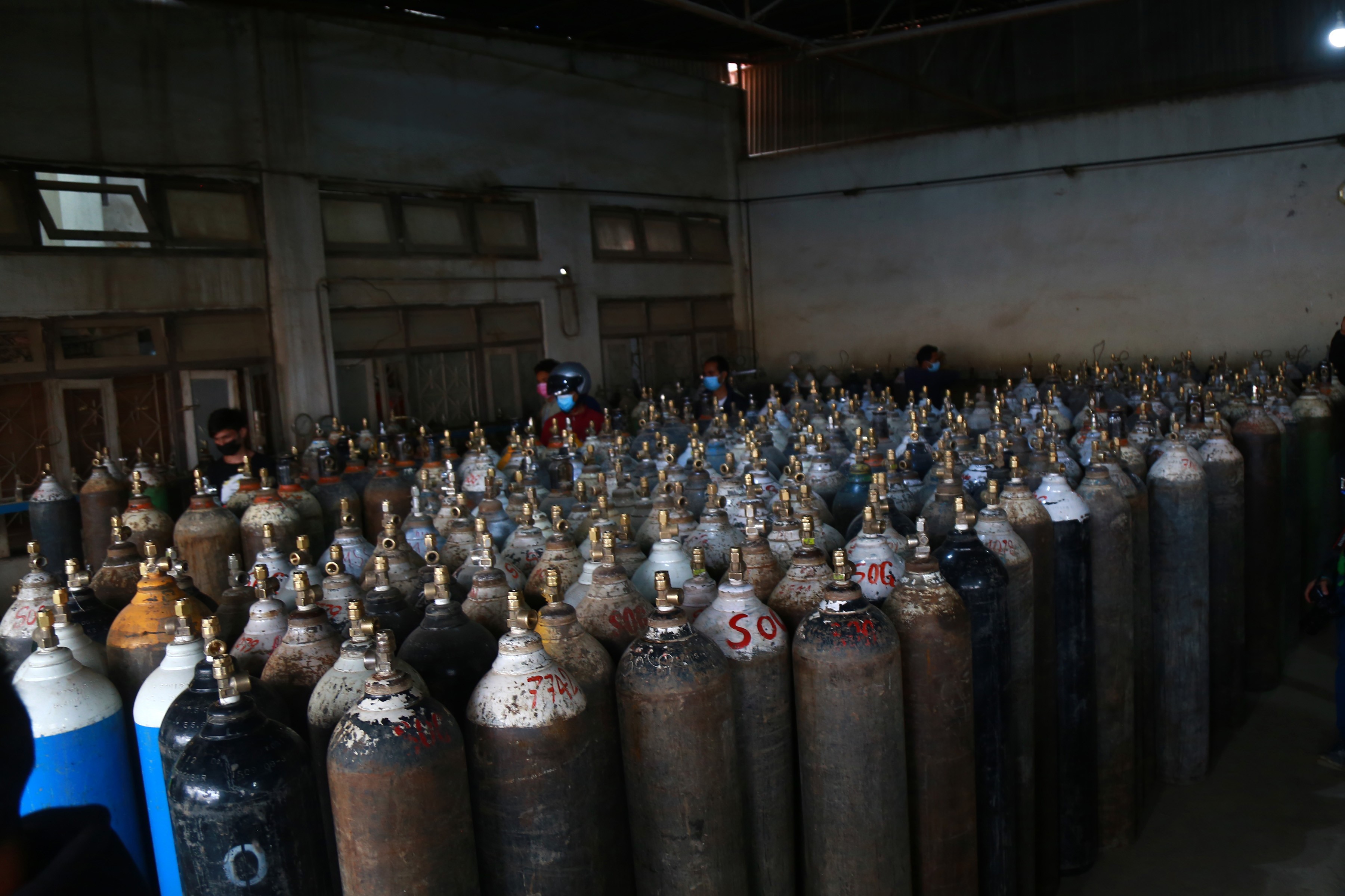 Nepal Police refutes use of oxygen cylinders for personal gain