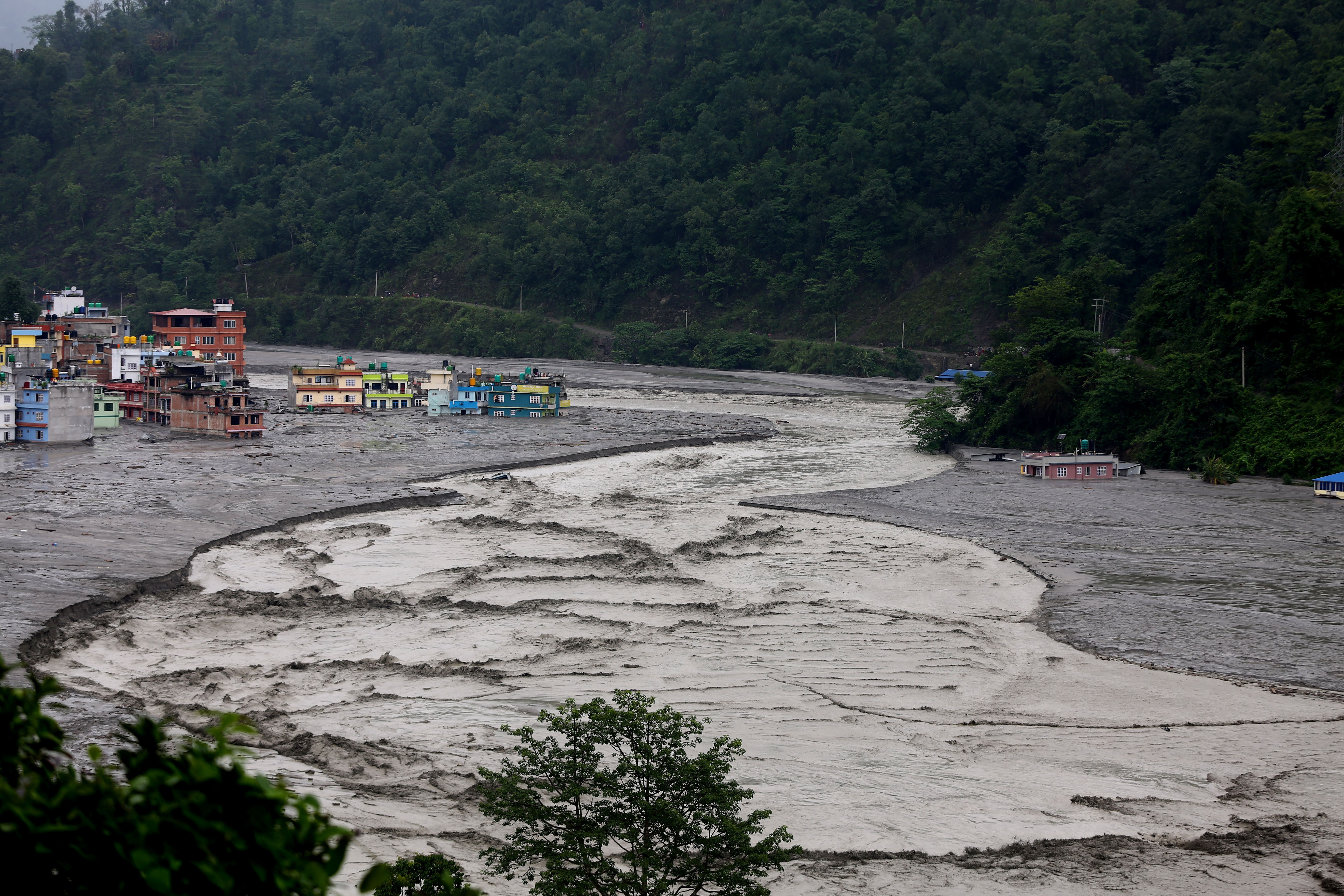 विपक्षी गठबन्धनद्वारा उद्धार र राहतमा जुट्न आह्वान