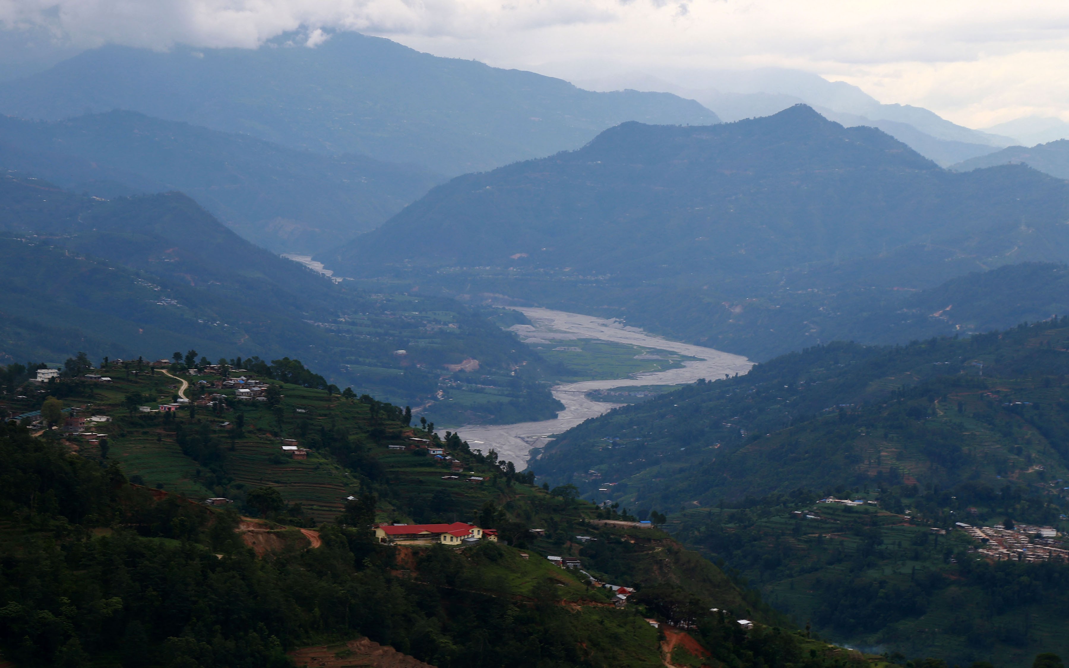सिन्धुकोटबाट देखिएको मेलम्ची खोला