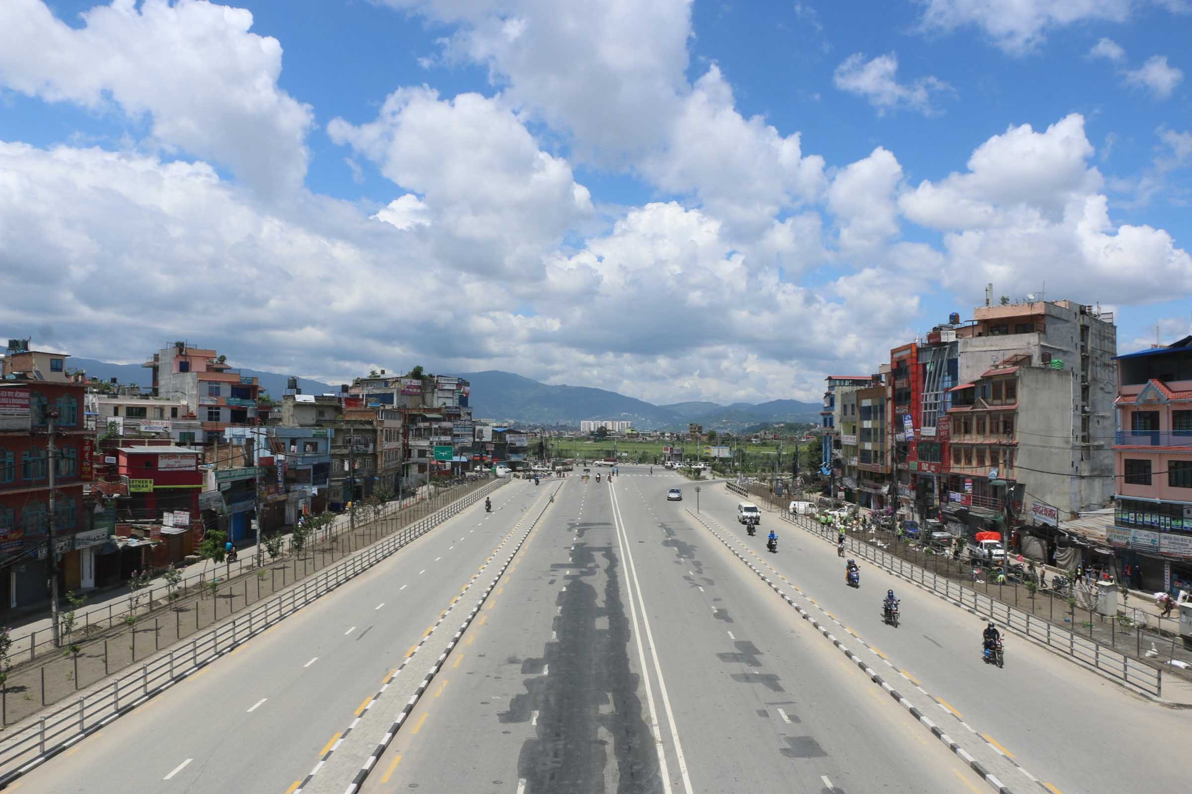 स्वास्थ्य मापदण्ड पूरा गरी यातायात चलाउन प्रशासन सकारात्मक