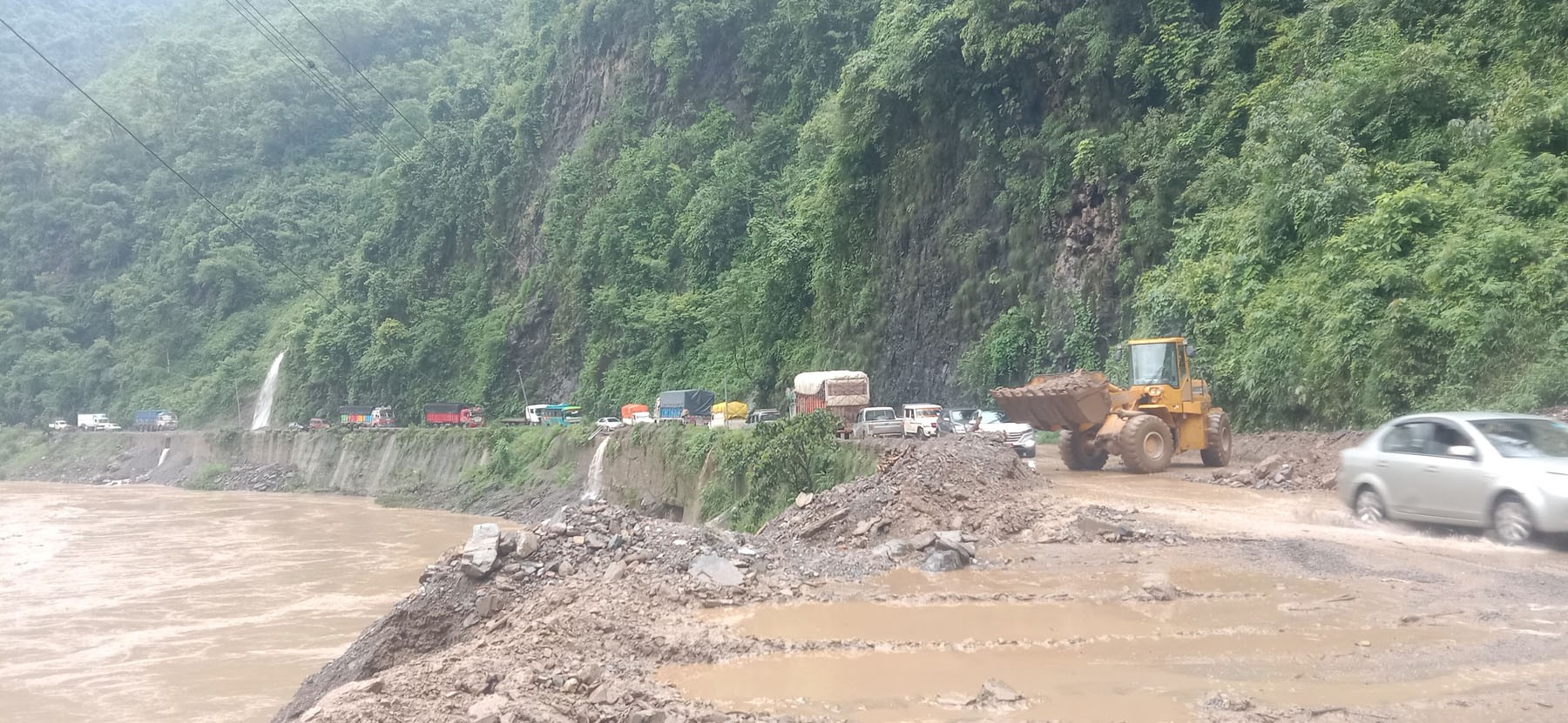 नारयणगढ –मुग्लिन सडकखण्ड पुनः अबरुद्ध