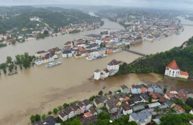 120 killed and hundreds go missing in Europe floods