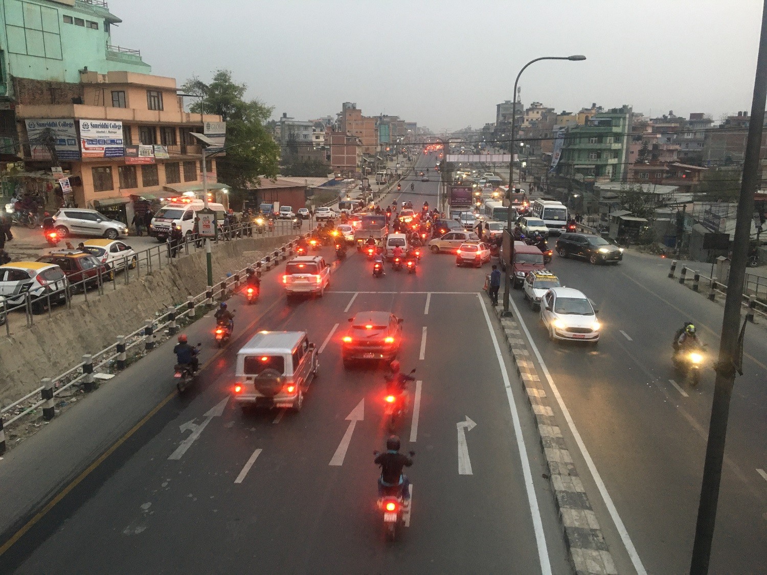 Public, private vehicles banned after 8 pm in Kathmandu Valley