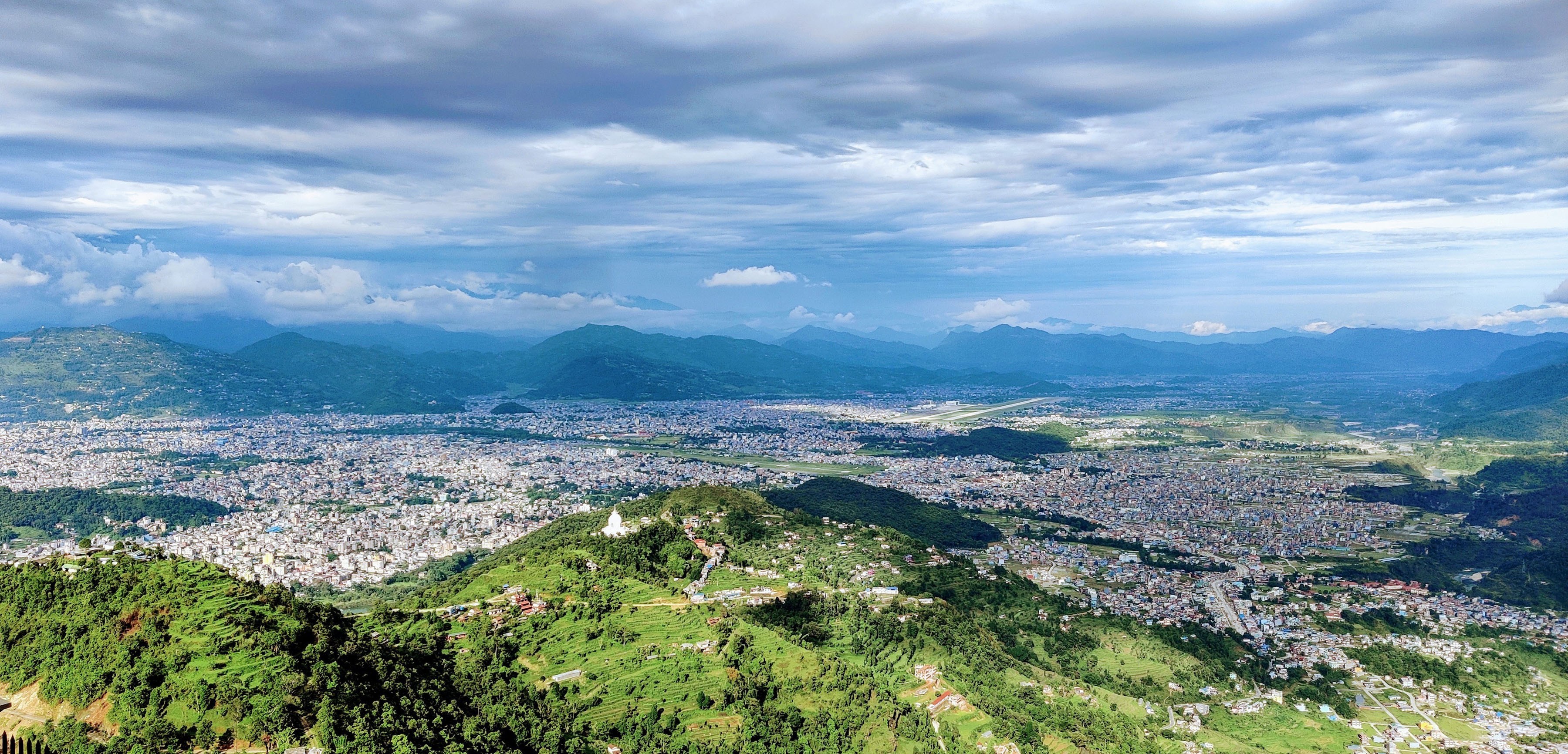 पोखराको पर्यटनः आन्तरिक पर्यटकले जगायो आशा