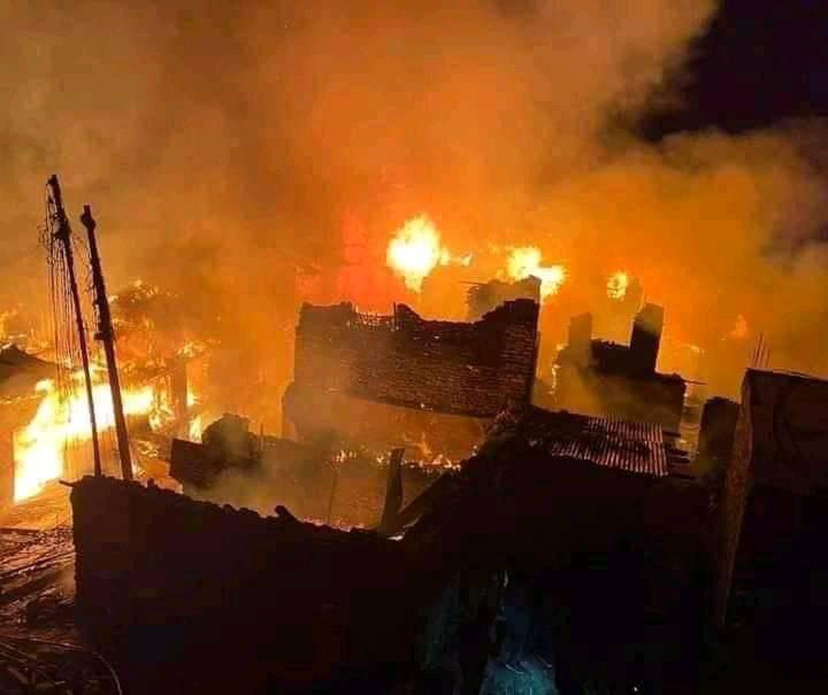 मध्य रातमा भीषण आगलागी, करोडौँको क्षति