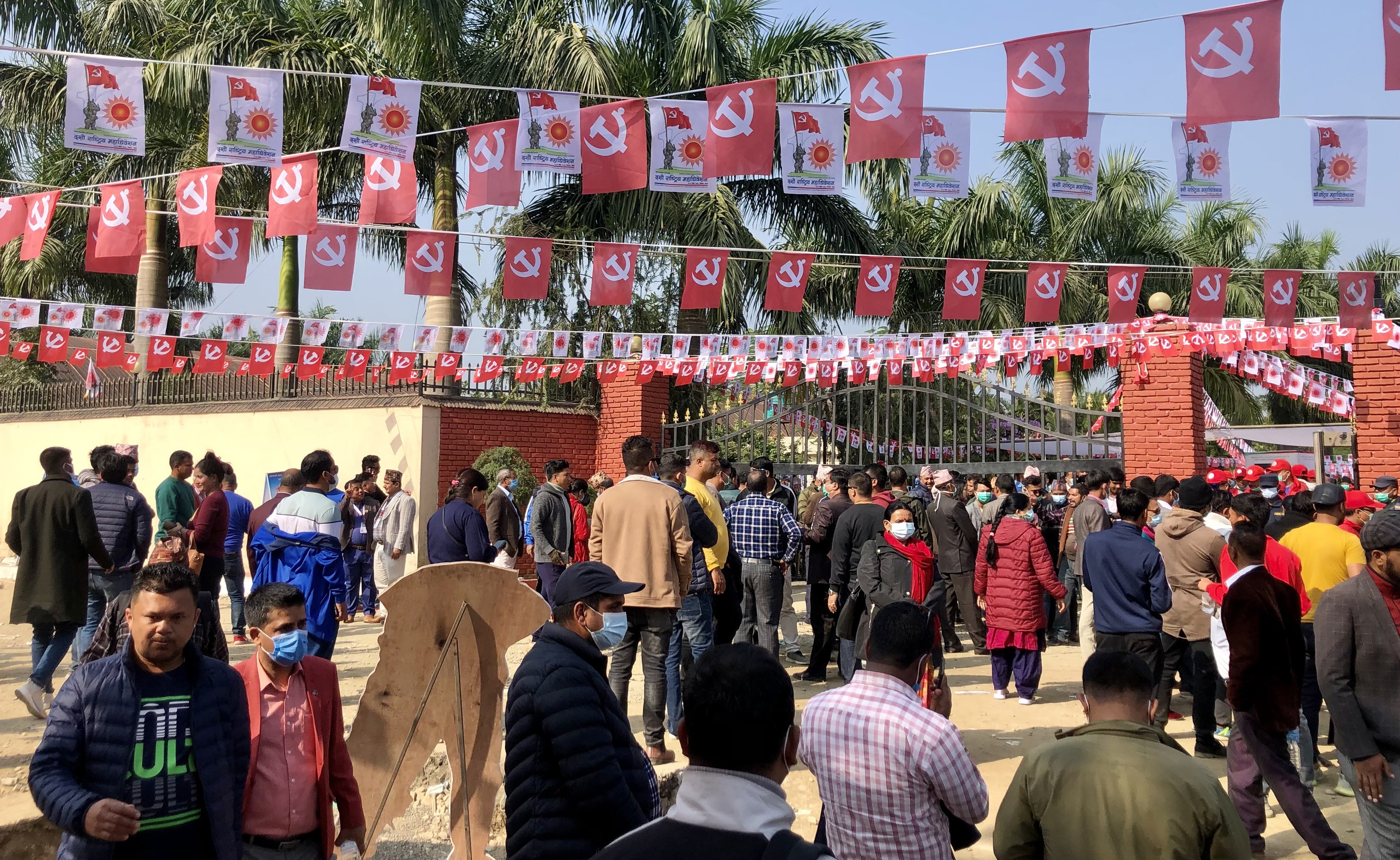 एमाले महाधिवेशन : नेतृत्व चयनका लागि मतदान सुरु