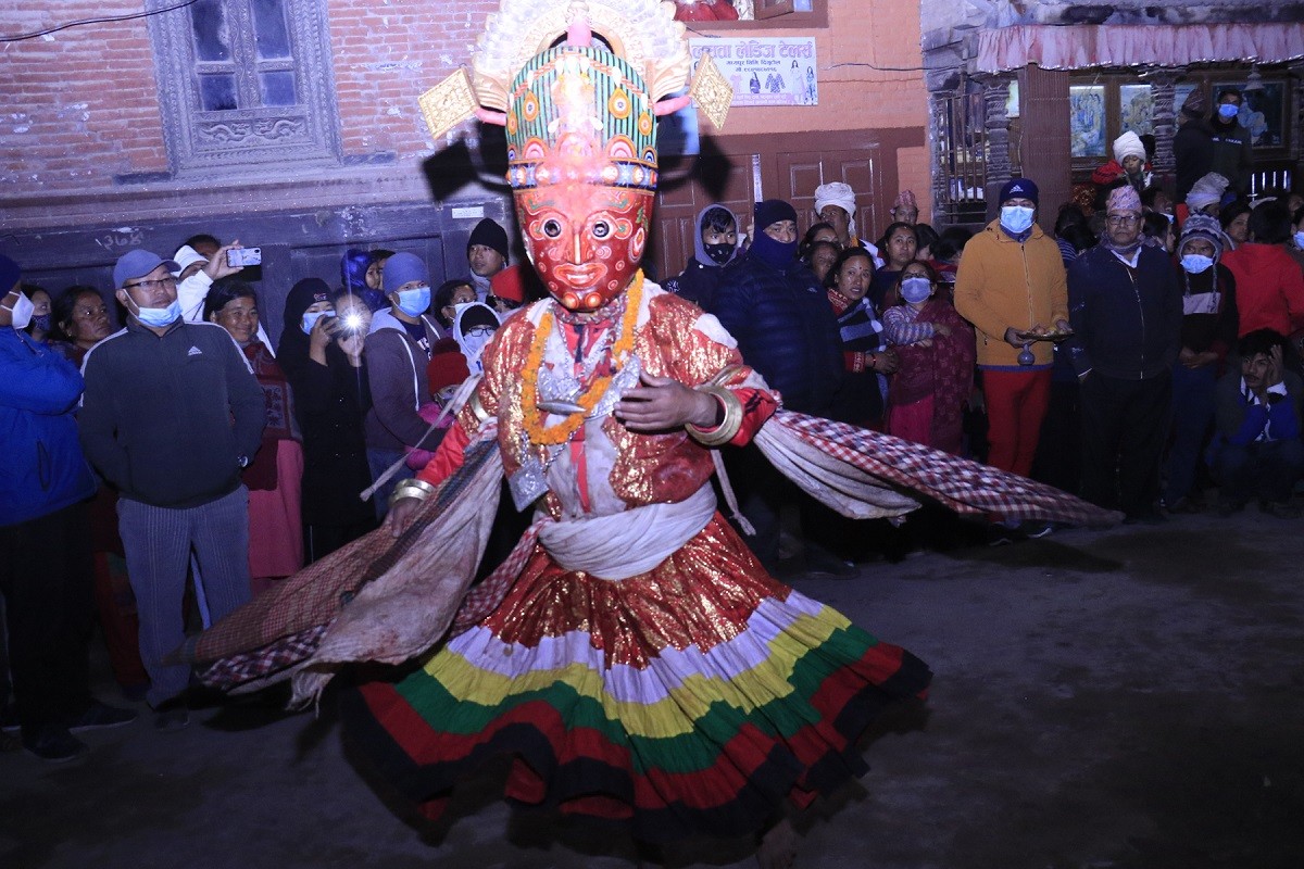 Navadurga Naach perform (Photo feature)