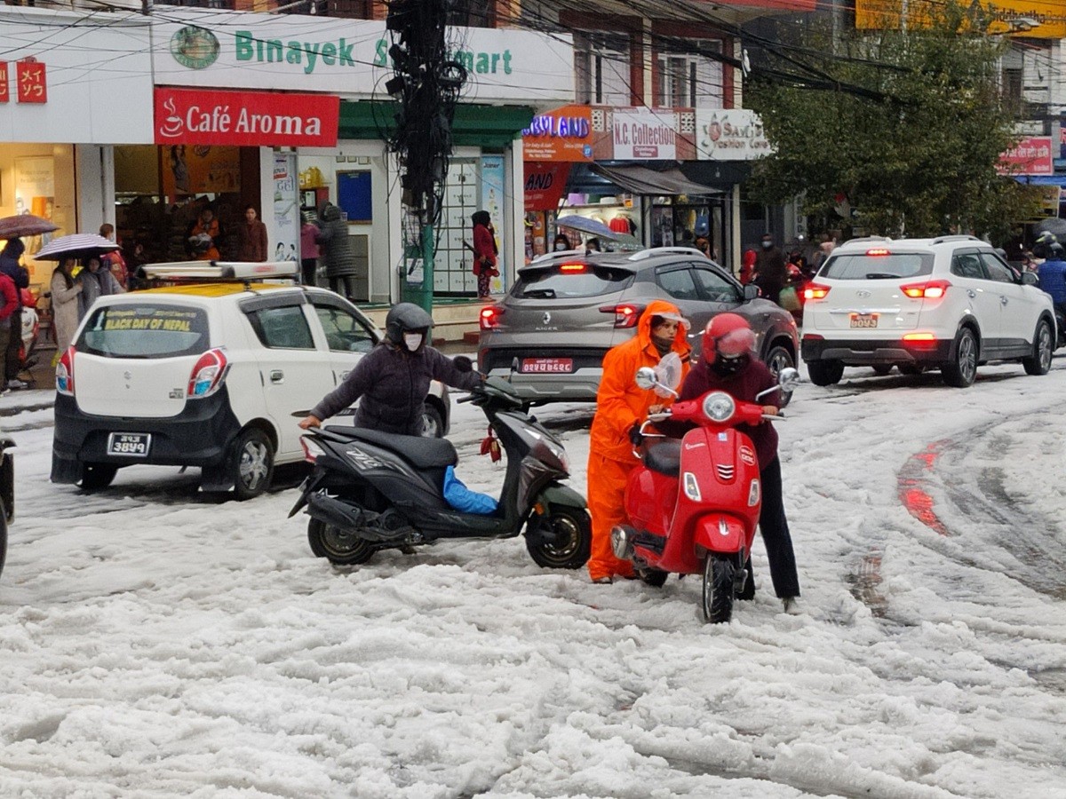 Hailstorm affects daily life in Pokhara (Photos)