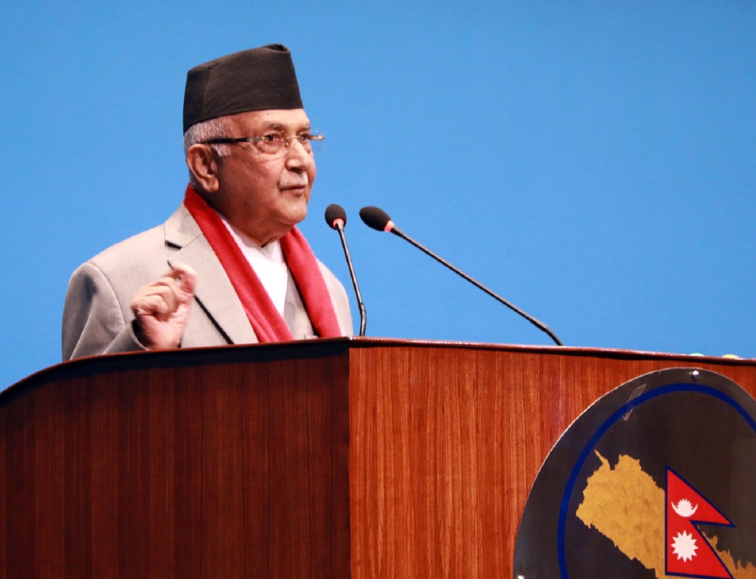 राष्ट्रिय सहमतिका साथ सहकार्यको बाटोबाट हिँड्नुपर्छ: अध्यक्ष ओली