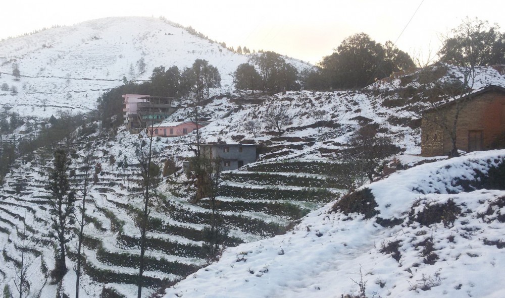 हिमपातसँगै भूकम्पका कारण सुदूरपश्चिमवासीको जनजीवन प्रभावित