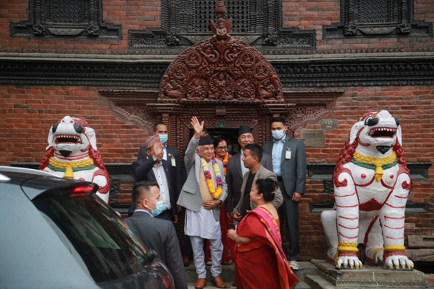 राष्ट्रपतिद्वारा कुमारीको दर्शन