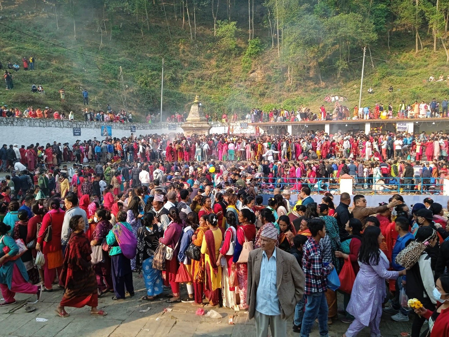 मातृ सम्मान दिवस अर्थात् आमाको मुख हेर्ने पर्व