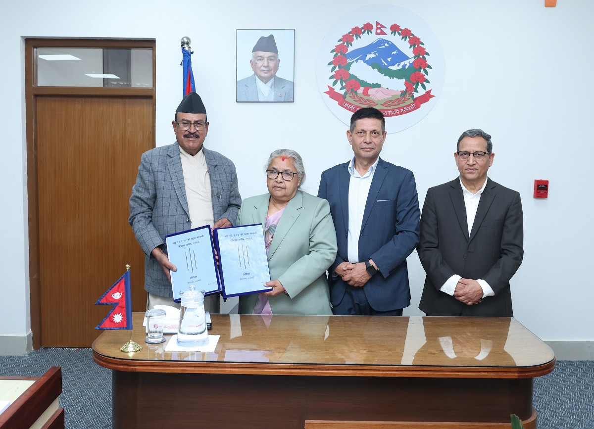 जाँचुबुझ आयोगले भदौ २३ र २४ को घटनाको छानबिन प्रतिवेदन प्रधानमन्त्री कार्कीलाई बुझायो